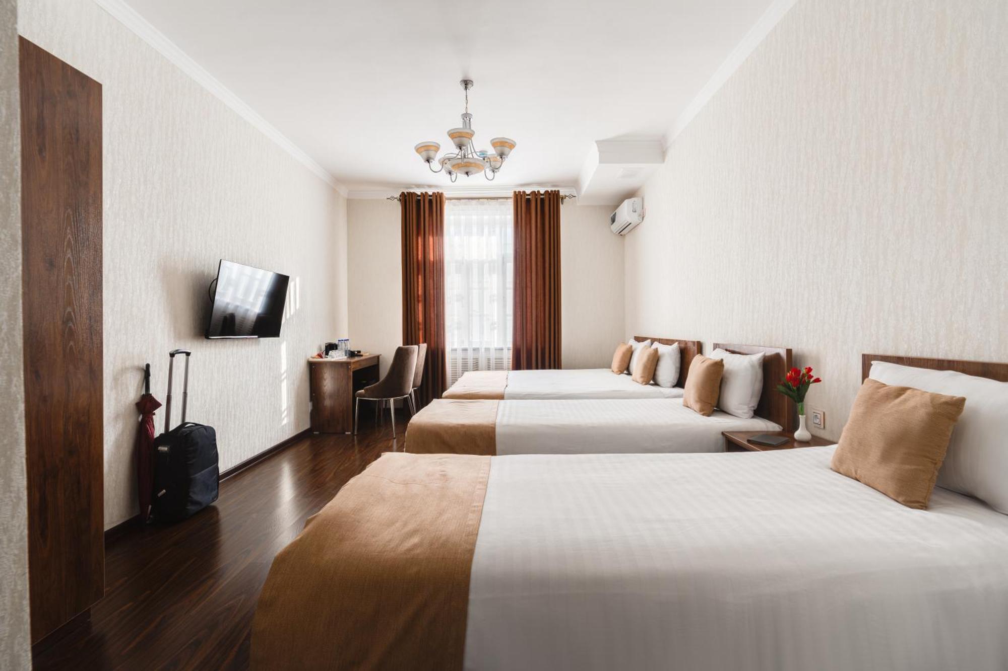 Shoxjahon Hotel - 600 Mbps Internet Tashkent Ngoại thất bức ảnh